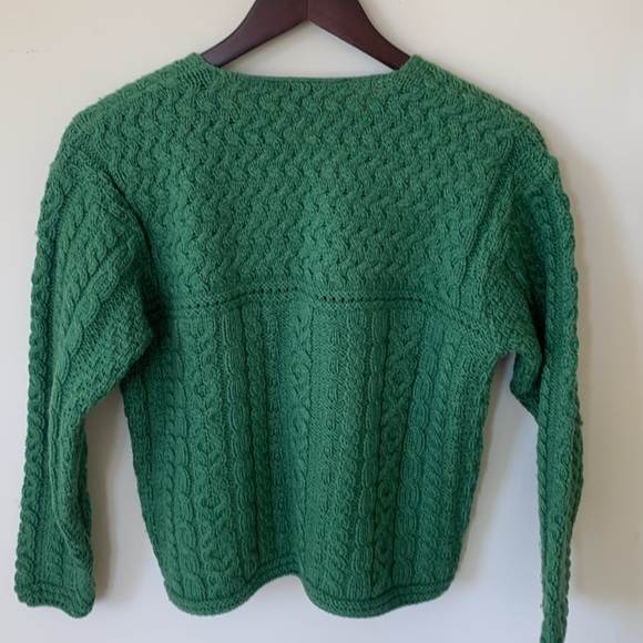 Vintage Carraig Donn Women’s Green Sweater Merino Wool Ireland SZ S cable knit - Picture 6 of 6